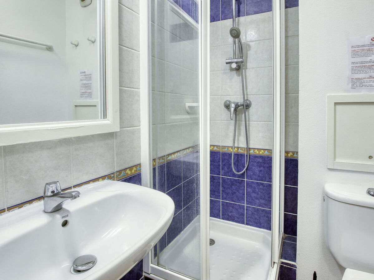 Appartement Les Rivages de Coudoulière, vue lac, 50 m mer - Photo 21