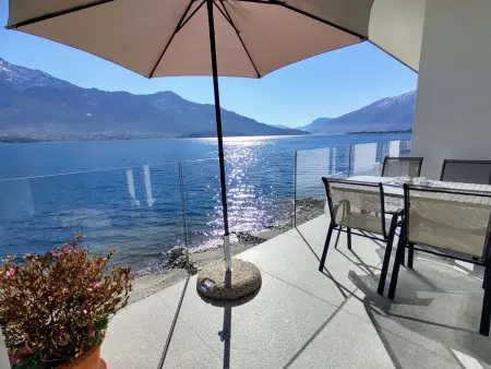 Gelsomino, maison moderne au bord du lac de Côme - Photo 1