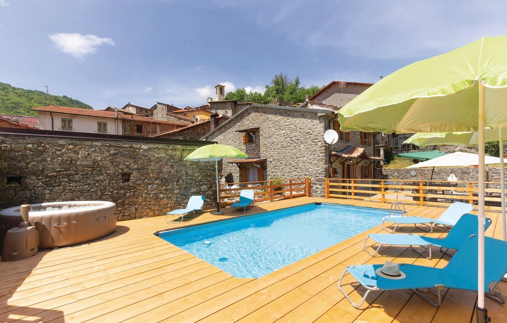 Casa Fiorini – Maison 10 pers. à Sassalbo, piscine et jacuzzi - Photo 1