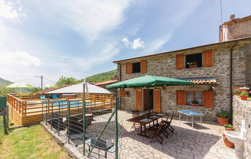 Casa Fiorini – Maison 10 pers. à Sassalbo, piscine et jacuzzi - Photo 2
