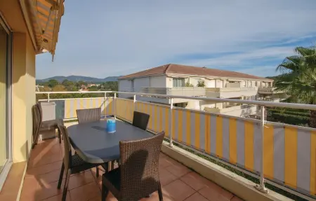 Appartement 2 terrasses Saint-Raphaël, piscine & tennis : photo 3