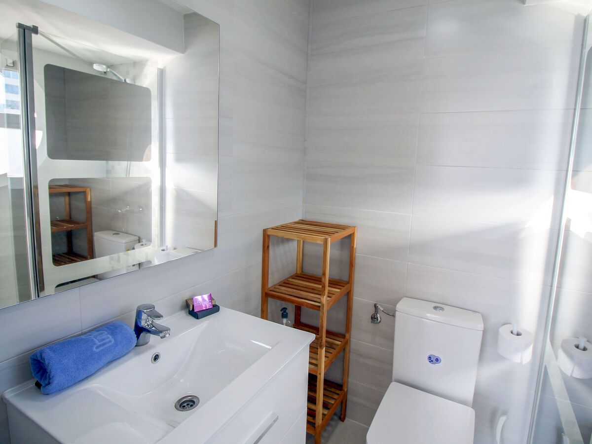 Las Damas, appartement 40 m² face à la mer à Benidorm - Photo 10
