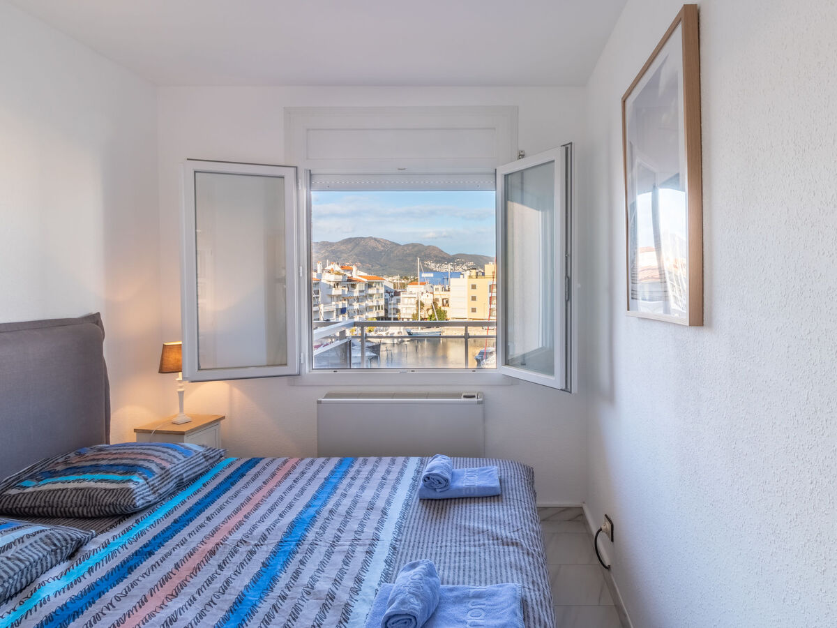 Appartement Club Nautic, vue mer et port à Empuriabrava - Photo 11