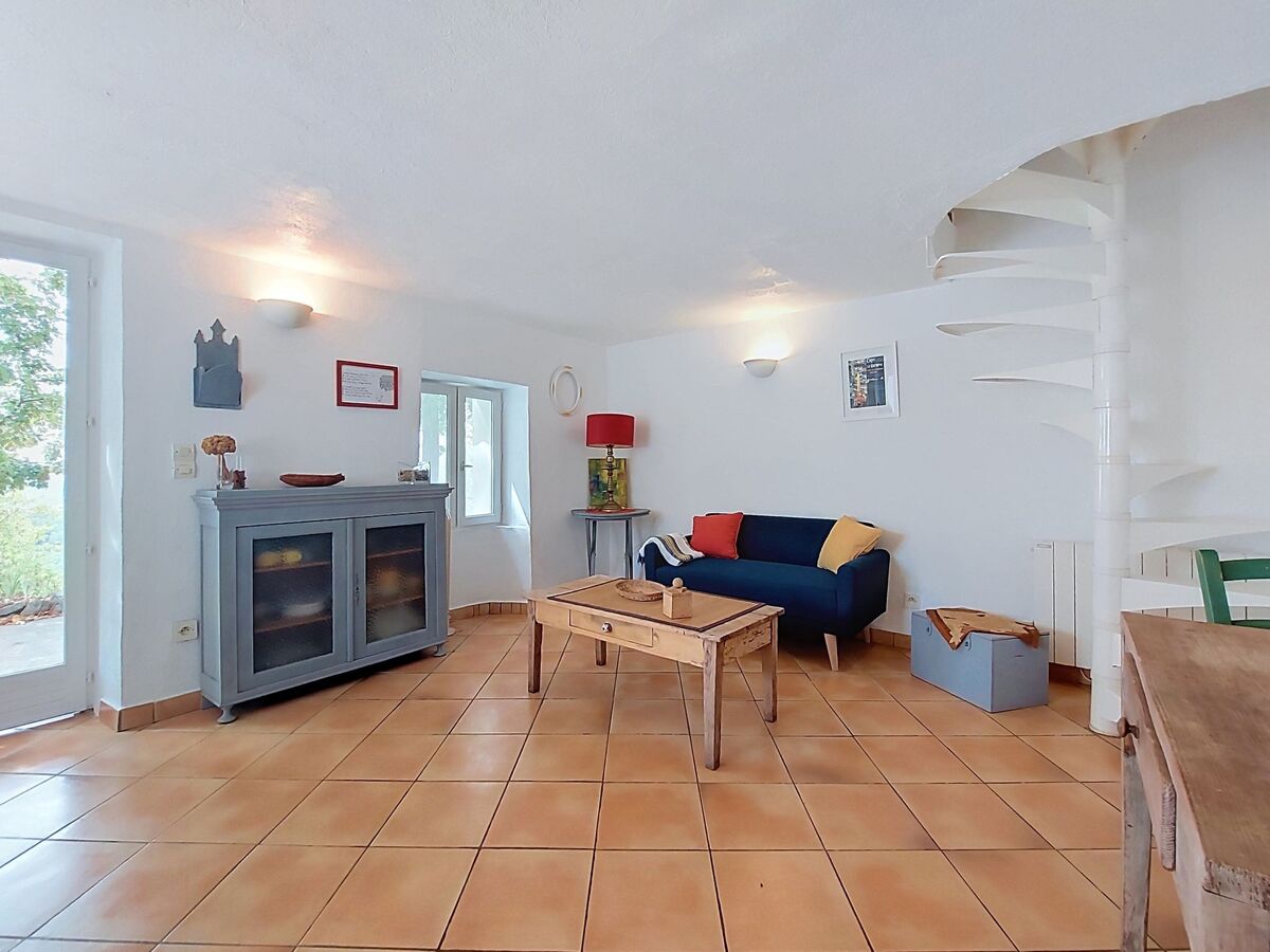 Le Cabanon - Gîte 2 personnes, terrasse 40 m² à Claviers - Photo 3