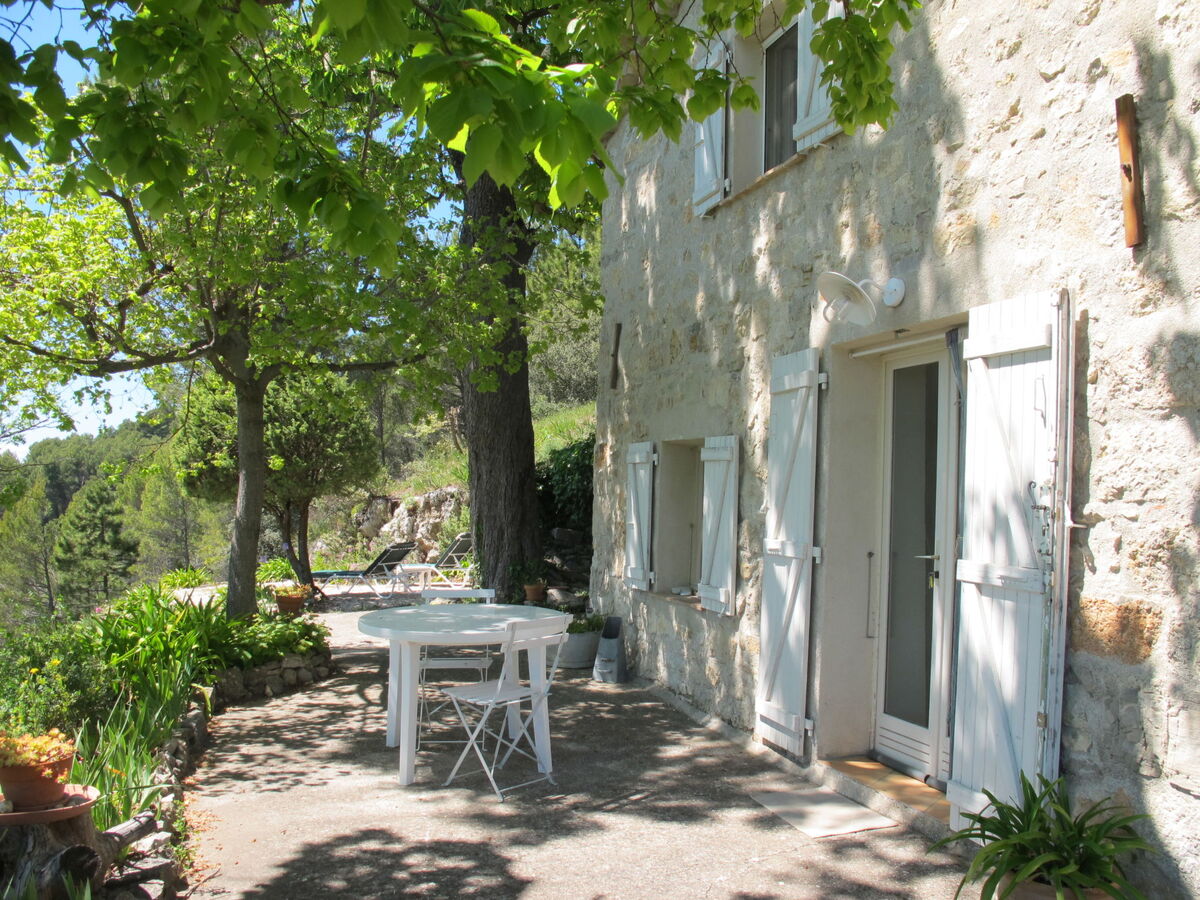 Le Cabanon - Gîte 2 personnes, terrasse 40 m² à Claviers - Photo 6