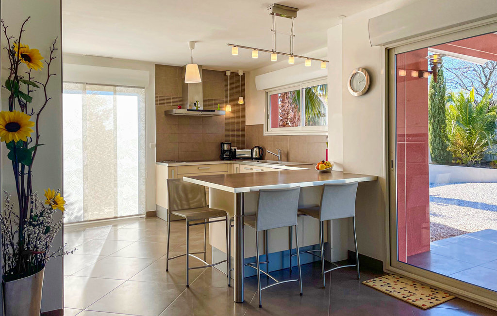 Maison contemporaine 9 pers. avec piscine chauffée à Creissan - Photo 2