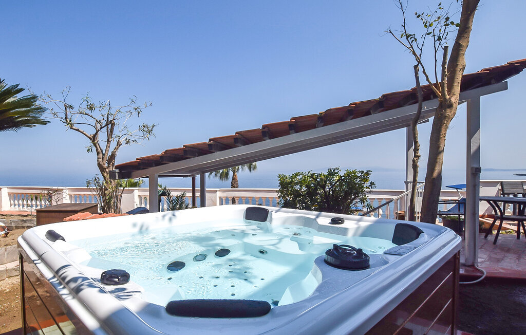 Maison Lacco Ameno, terrasse vue Vésuve et four à pizza - Photo 10