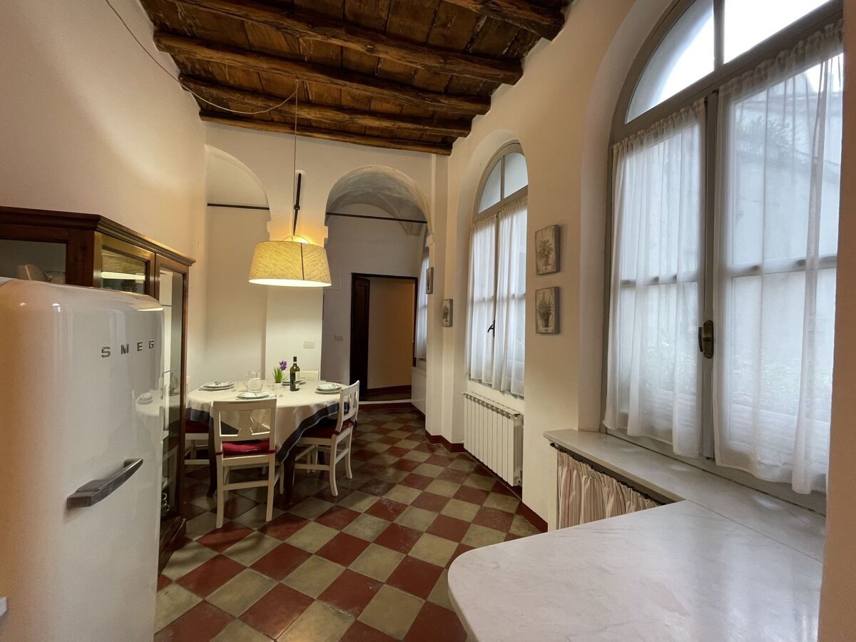 Merlino : apt 2 pièces à Finalborgo, 2,5 km de la mer - Photo 8