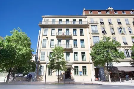 Location appartement à Nice, Appartement en centre-ville