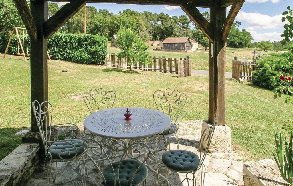 ChouChou, maison pierre avec piscine privée à Laveyssière - Photo 18