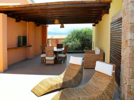 Maison Baia delle Mimose à 50 m de la plage - Photo 2