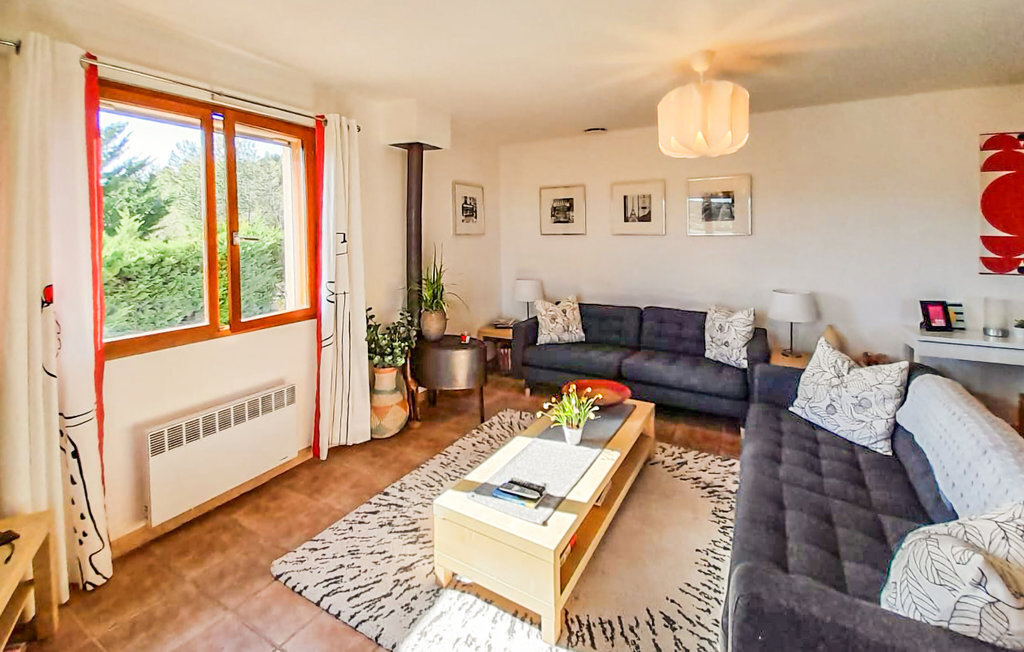 Maison avec piscine privée à Cruzy, vue vignobles - Photo 2