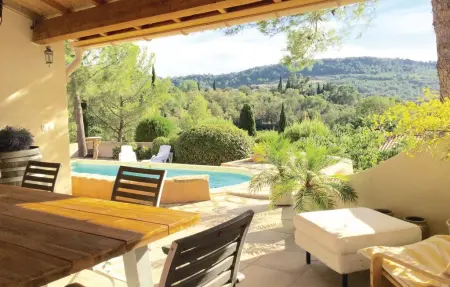 Location Maison 4 personnes à Pierrerue - Photo 4