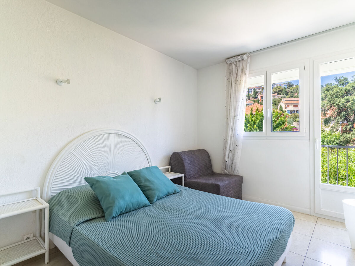Appartement Les Ilaires au Lavandou, 800 m de la plage - Photo 4