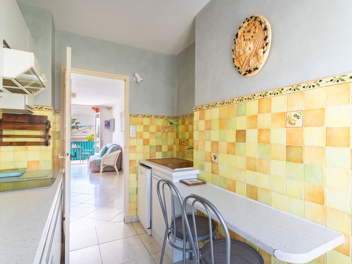 Appartement Les Ilaires au Lavandou, 800 m de la plage - Photo 8