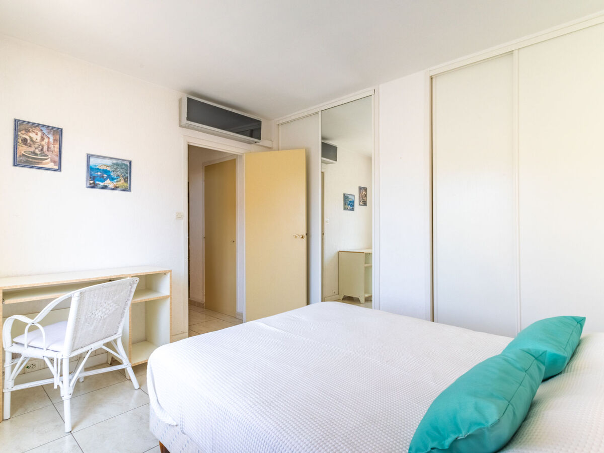 Appartement Les Ilaires au Lavandou, 800 m de la plage - Photo 11