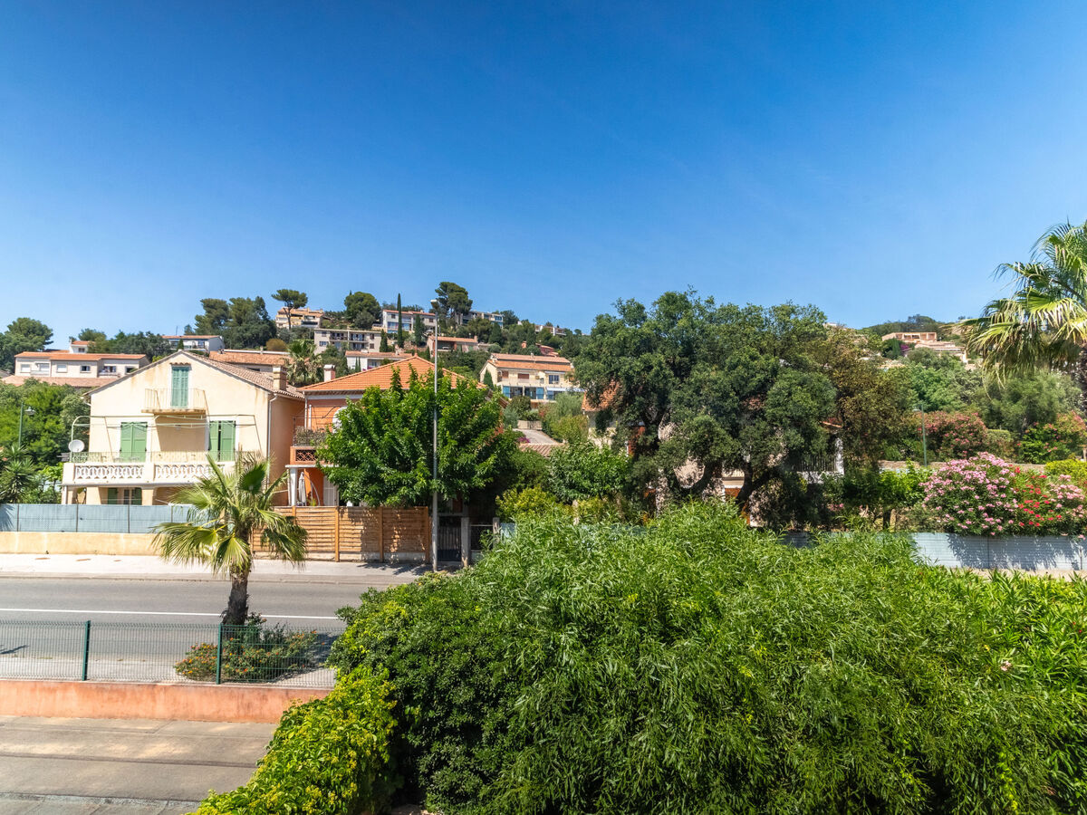Appartement Les Ilaires au Lavandou, 800 m de la plage - Photo 15