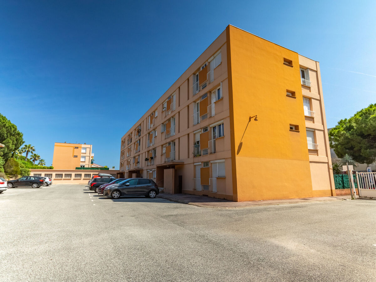 Appartement Les Ilaires au Lavandou, 800 m de la plage - Photo 17