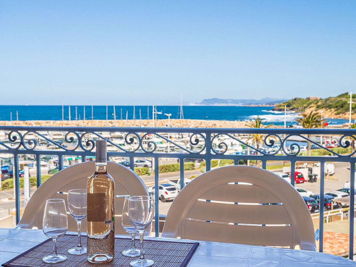 Appartement Les Rivages de Coudoulière, vue mer, à 100 m de la plage - Photo 8