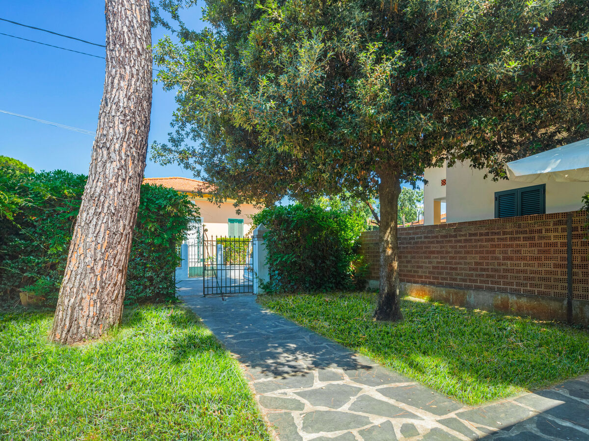 Villa Anita à Marina Pietrasanta, 500 m de la plage - Photo 4