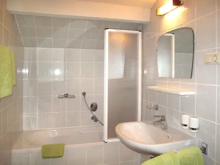 Maison Haupthaus Schönblick – 16 chambres à St Valentin - Photo 36