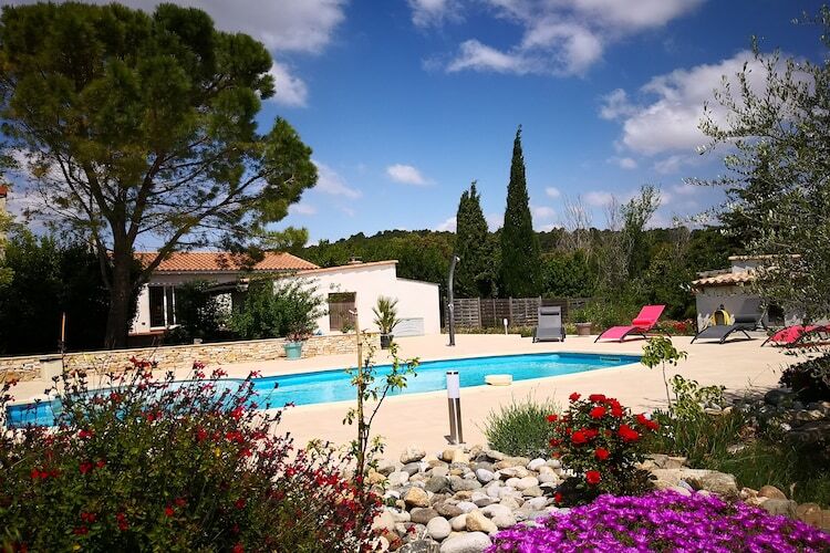 Villa Lézignan : piscine et jardin de 6 000 m² - Photo 6