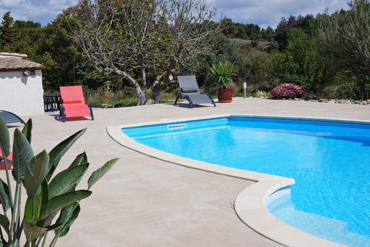 Villa Lézignan : piscine et jardin de 6 000 m² - Photo 10