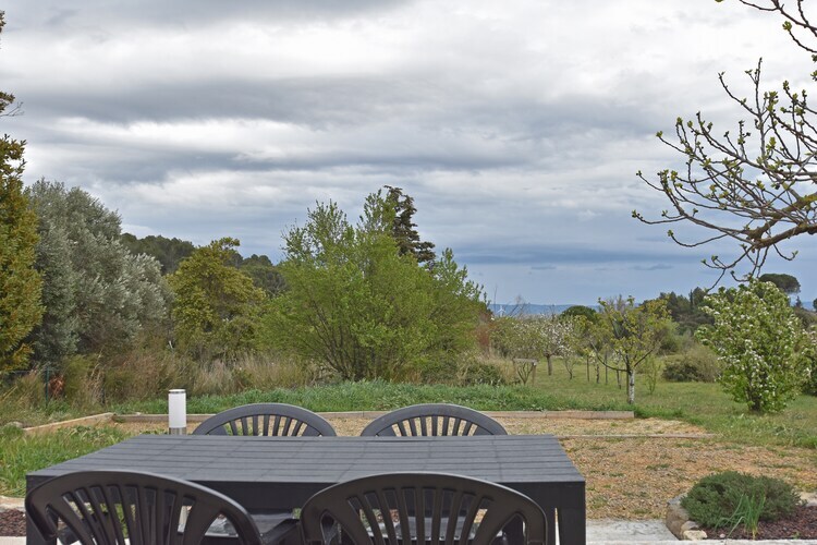 Villa Lézignan : piscine et jardin de 6 000 m² - Photo 25