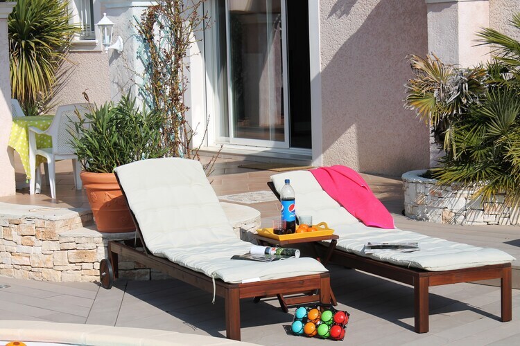 Villa Papillon à Rousson : piscine, parc enfants et jardin - Photo 11