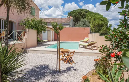 Maison 5 chambres avec piscine privée à Creissan : photo 11