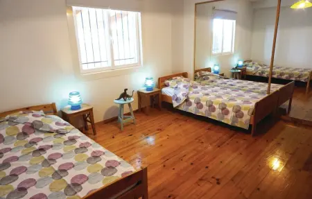 Maison 5 chambres avec piscine privée à Creissan : photo 27