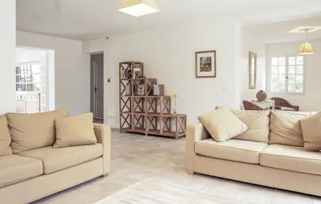 Maison 5 chambres avec piscine privée à Thézan-lès-Béziers : photo 5