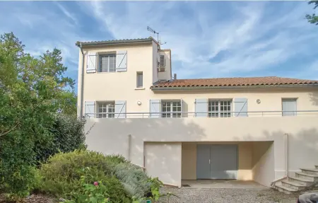 Maison 5 chambres avec piscine privée à Thézan-lès-Béziers : photo 9