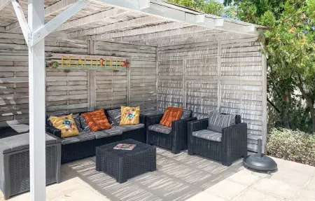 Maison 5 chambres avec piscine privée à Thézan-lès-Béziers : photo 11