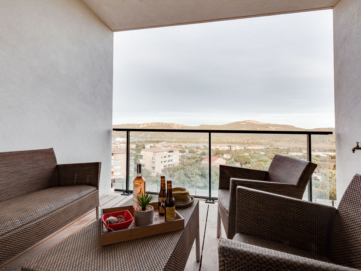 Studio « Château » avec vue mer à Porto Vecchio - Photo 15