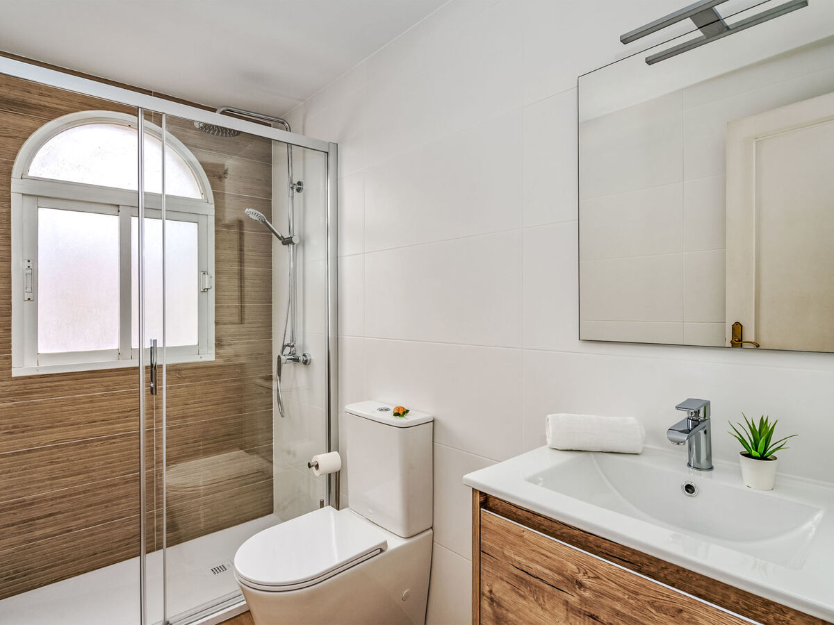 Imperial Puerto – Appartement 2 chambres à 100 m de la plage - Photo 18