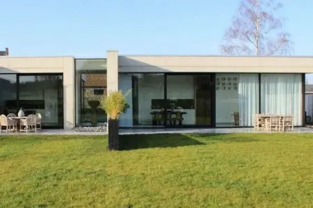 Location villa à Dalhem, Séjour dans une villa moderne à Dalhem