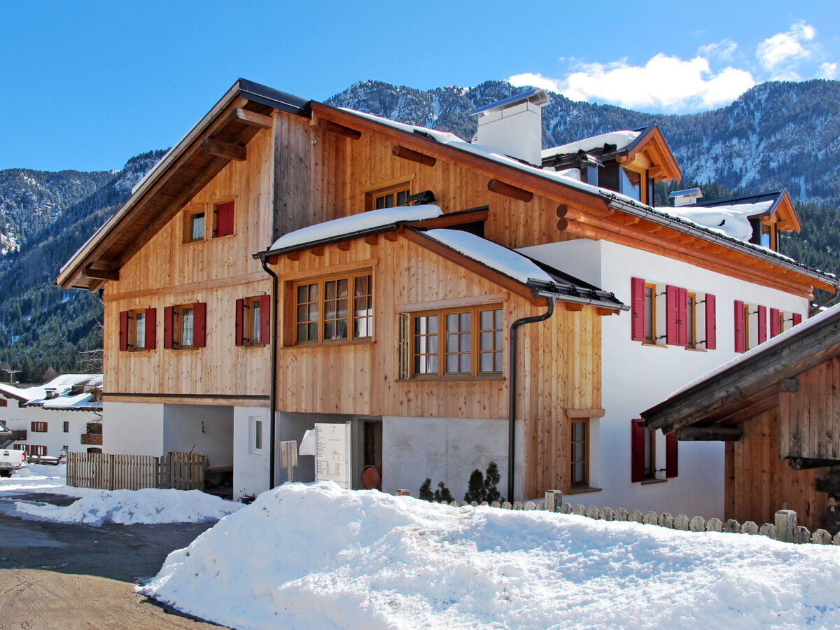 Maison Mantel à Mazzin – 200 m² sur 4 niveaux, vue montagne - Photo 1