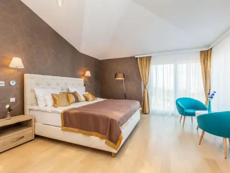 Villa Roko 250 m² avec piscine privée à Malinska : photo 28