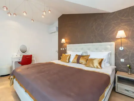 Villa Roko 250 m² avec piscine privée à Malinska : photo 34