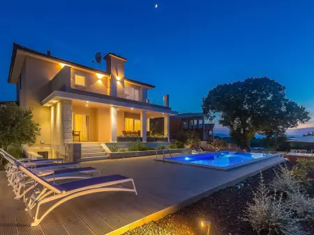 Villa Roko 250 m² avec piscine privée à Malinska : photo 49