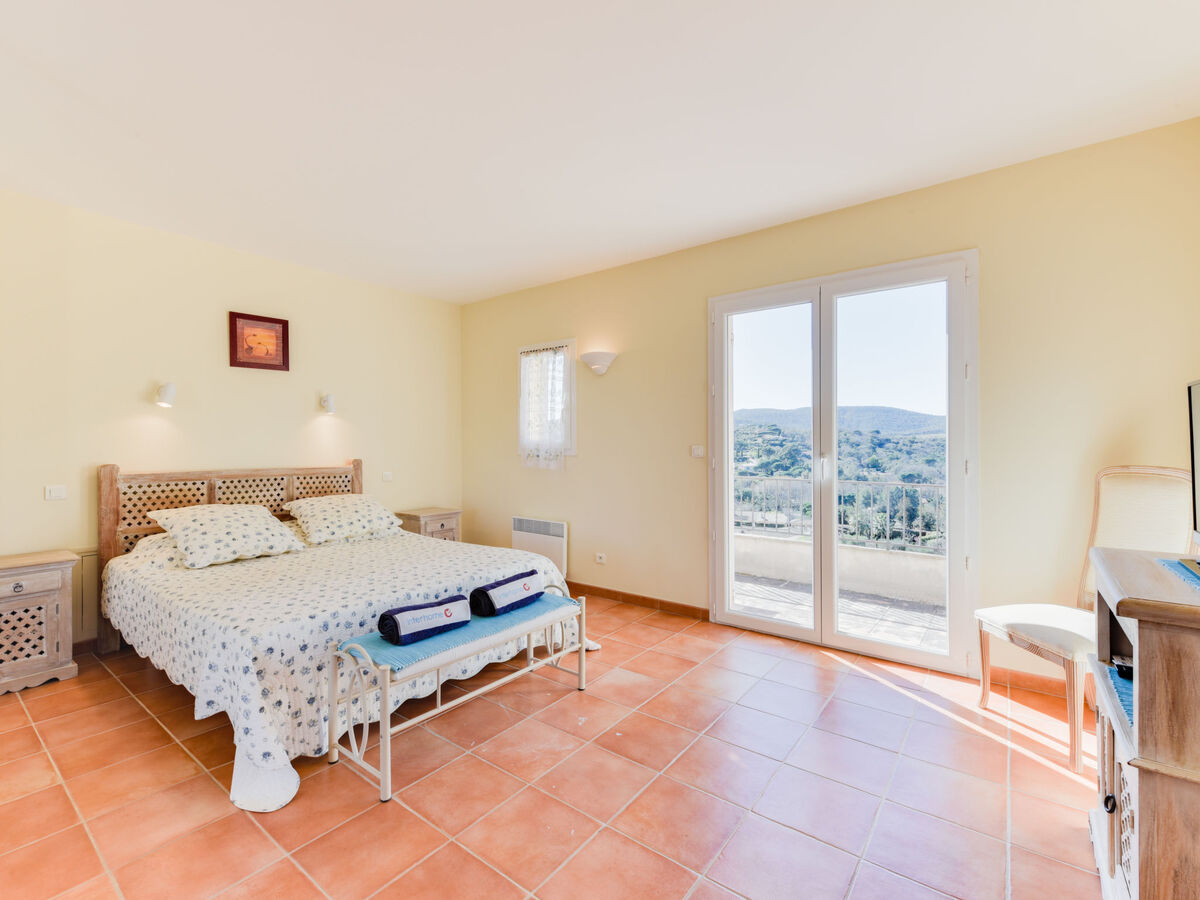 Villa Hameau du Brost – 3 chambres, piscine privée - Photo 8