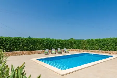 Villa Aubadallet, piscine privée à Vilafranca : photo 8