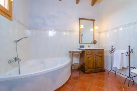 Villa Aubadallet, piscine privée à Vilafranca : photo 20