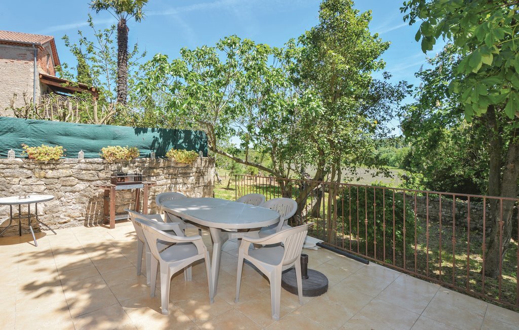 Maison avec piscine privée à Barjac, au cœur des Cévennes - Photo 6