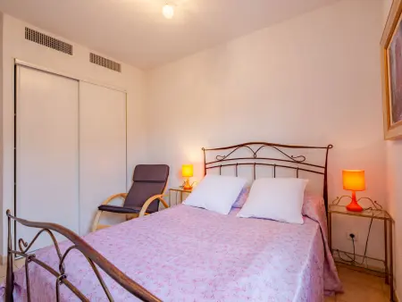 Le Mas d'Esquières – Apt 3p, balcon SE, 800m plage - Photo 9