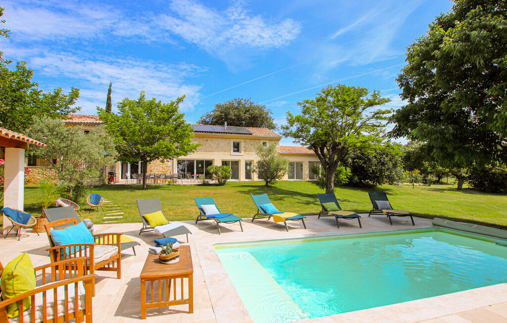 Ancienne ferme en pierre, piscine chauffée, 6 chambres - Photo 1