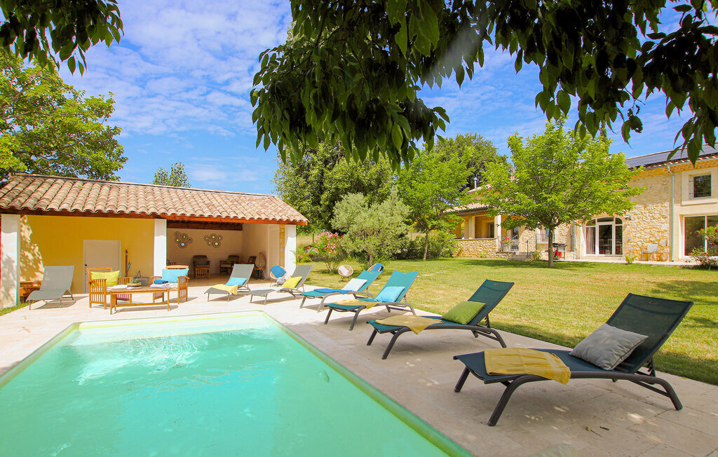 Ancienne ferme en pierre, piscine chauffée, 6 chambres - Photo 11