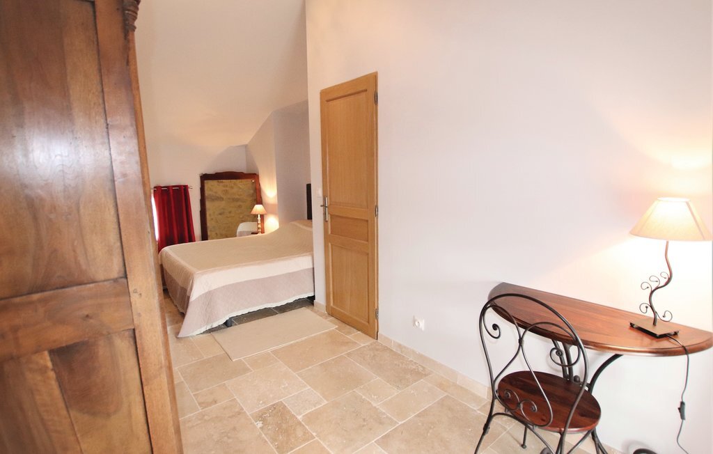 Ancienne ferme en pierre, piscine chauffée, 6 chambres - Photo 21