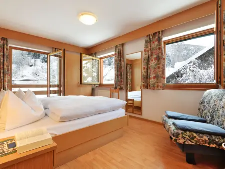 Appartement Ardoney – Campitello, vue montagnes, ski à 1,3 km : photo 8